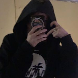 Meet your Posher, Ghost